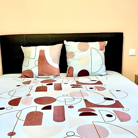 Вилла Le Menhir 4 Ch Au Bord Du Et Terrasse