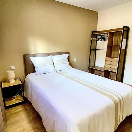 Le Menhir 4 Ch Au Bord Du Et Terrasse Вилла Villefranche-de-Panat