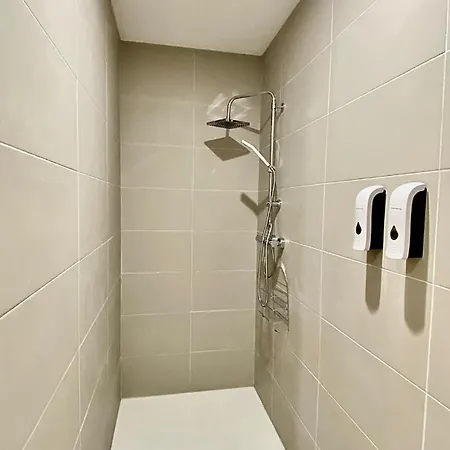 Le Menhir 4 Ch Au Bord Du Et Terrasse Villefranche-de-Panat