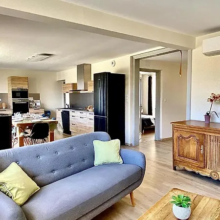 Le Menhir 4 Ch Au Bord Du Et Terrasse *