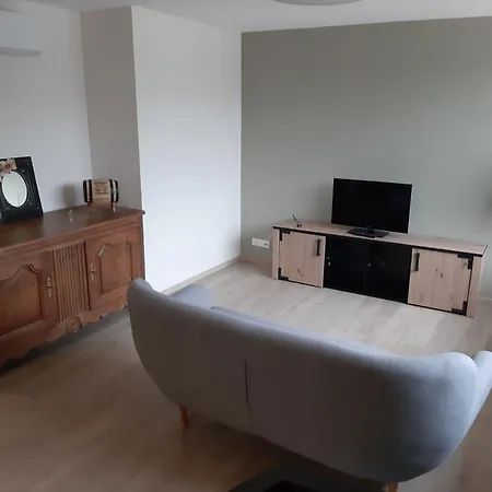 Le Menhir 4 Ch Au Bord Du Et Terrasse * Villefranche-de-Panat