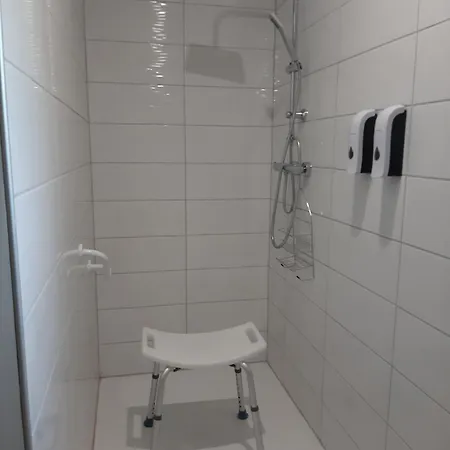 Le Menhir 4 Ch Au Bord Du Et Terrasse *