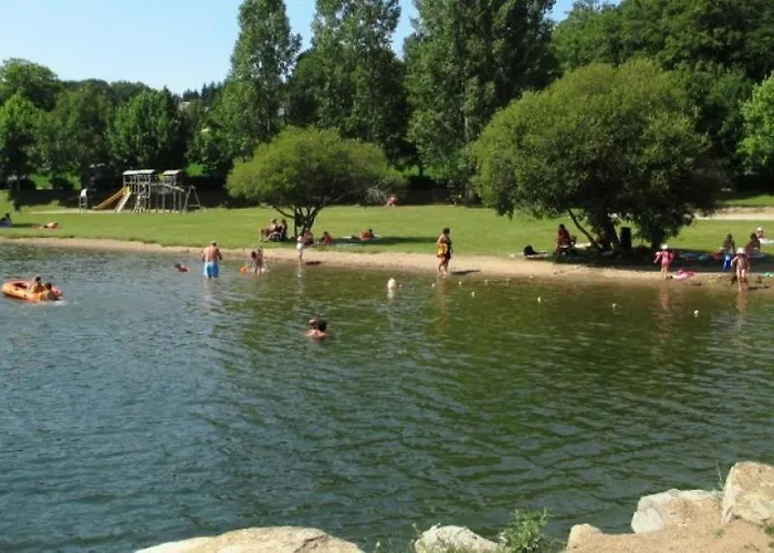 Villa Le Menhir 4 Ch Au Bord Du Et Terrasse Villefranche-de-Panat