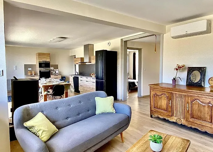 Le Menhir 4 Ch Au Bord Du Et Terrasse *