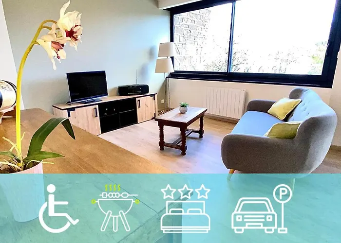 Le Menhir 4 Ch Au Bord Du Et Terrasse Villefranche-de-Panat